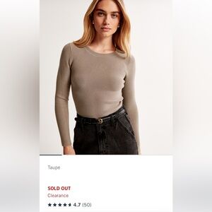Abercrombie long sleeve crew. Brand new without tags. Never worn. Taupe color